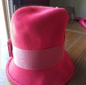 Vintage Ladies Red Felt Hat Union Made